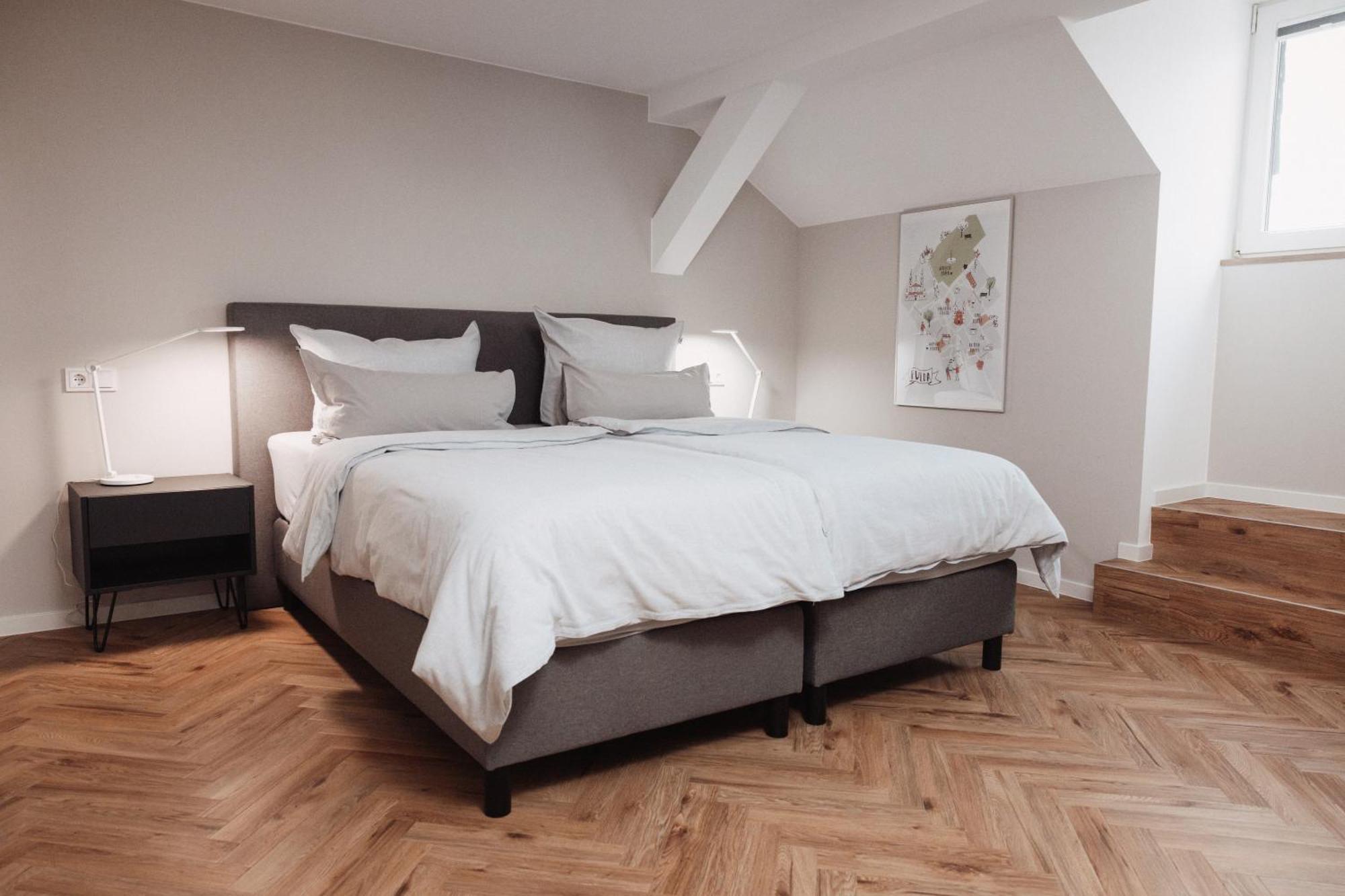 Dom Apartment III - Modern & Zentral Mit Kostenfreiem Parkplatz Fulda Exteriör bild